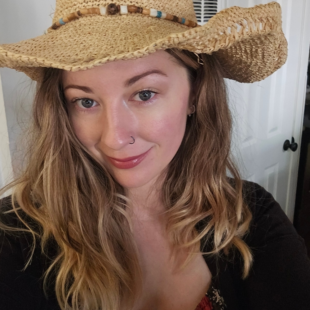 Meet your Posher, Karissa